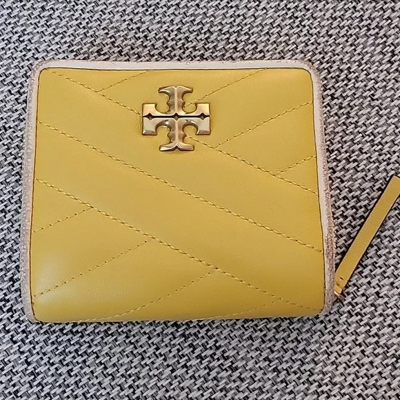 Tory Burch Yellow Quilted Wallet - Picture 1 of 7